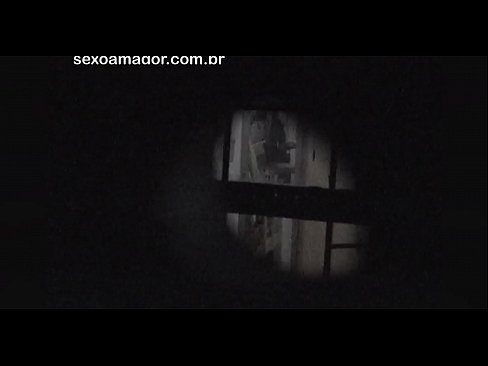 ❤️ Blondie word in die geheim video-opgeneem deur 'n buurtvoyeur wat agter hol bakstene versteek is ❤️❌ Gehalte-seks by porn af.hotpornphotos.ru